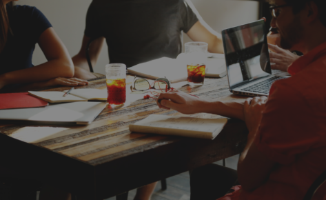 PERSUADING PRESENCE